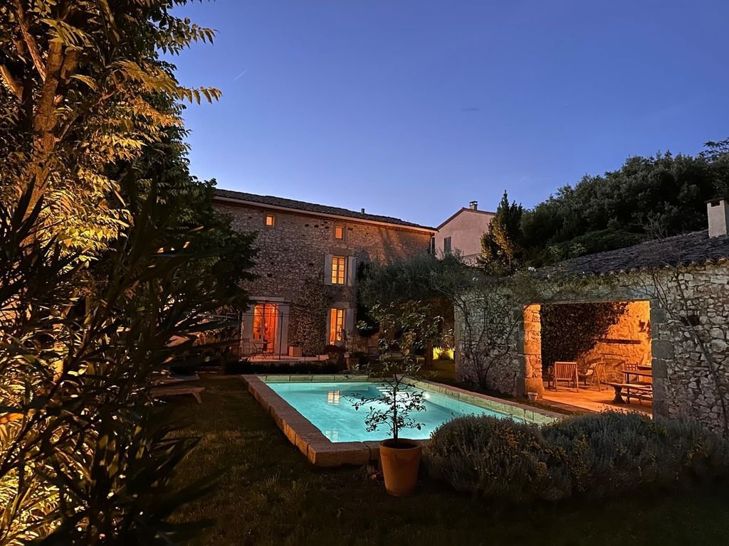 Maison à vendre, 300m², Pouzilhac