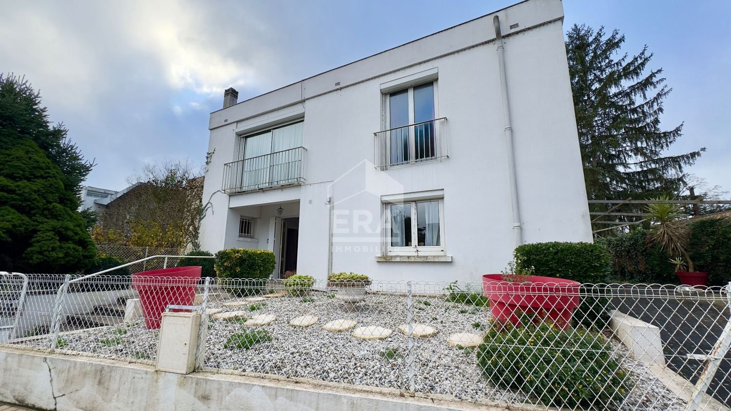 Maison à vendre, 140m², Sainte-Foy-la-Grande