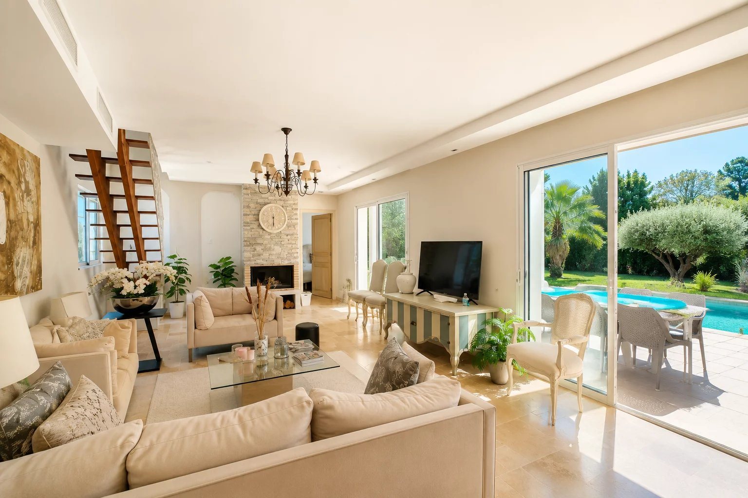 Maison à vendre, 138m², Saint-Cézaire-sur-Siagne