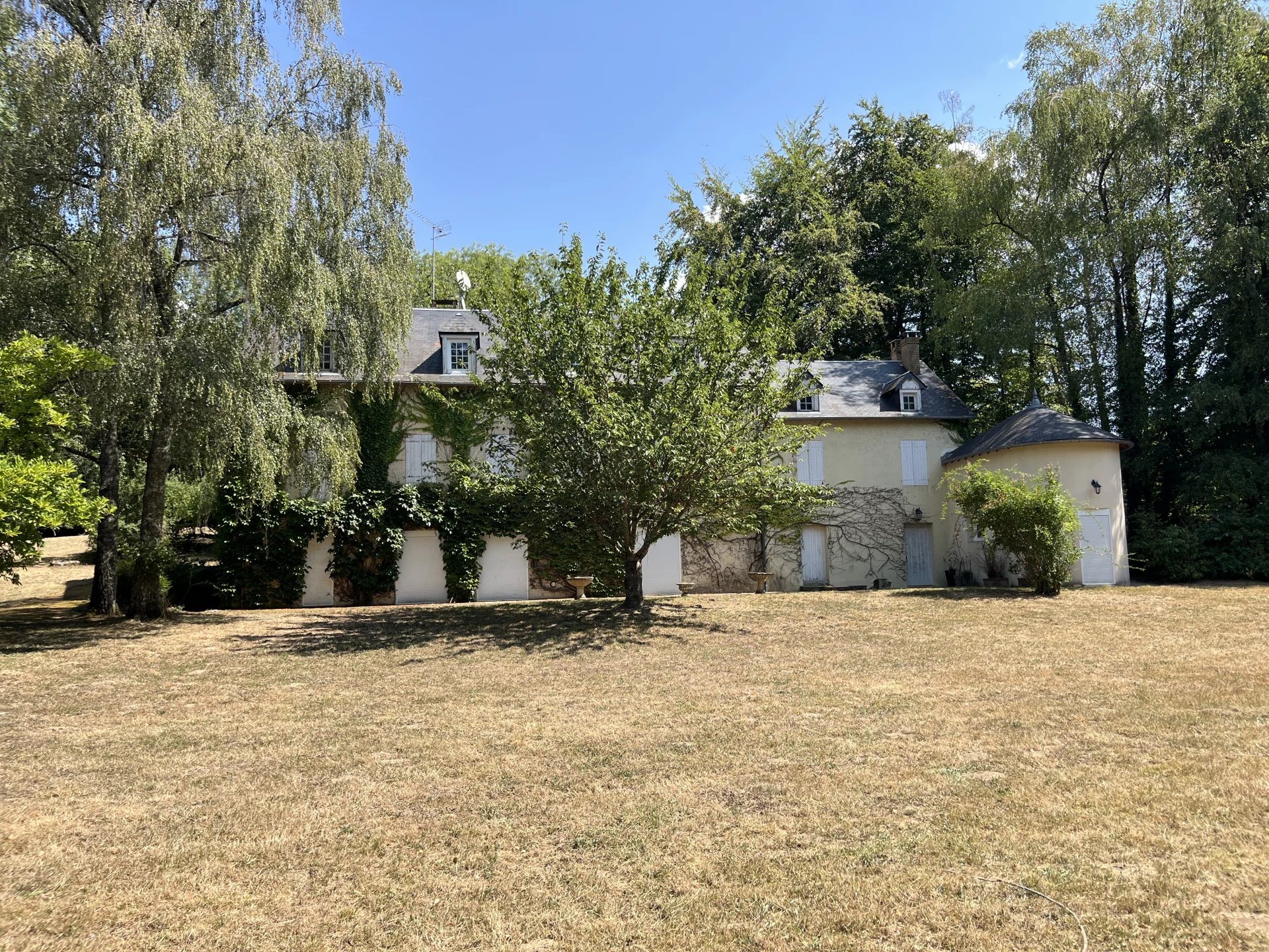 Maison à vendre, 293m², Saint-Léger-de-Fougeret