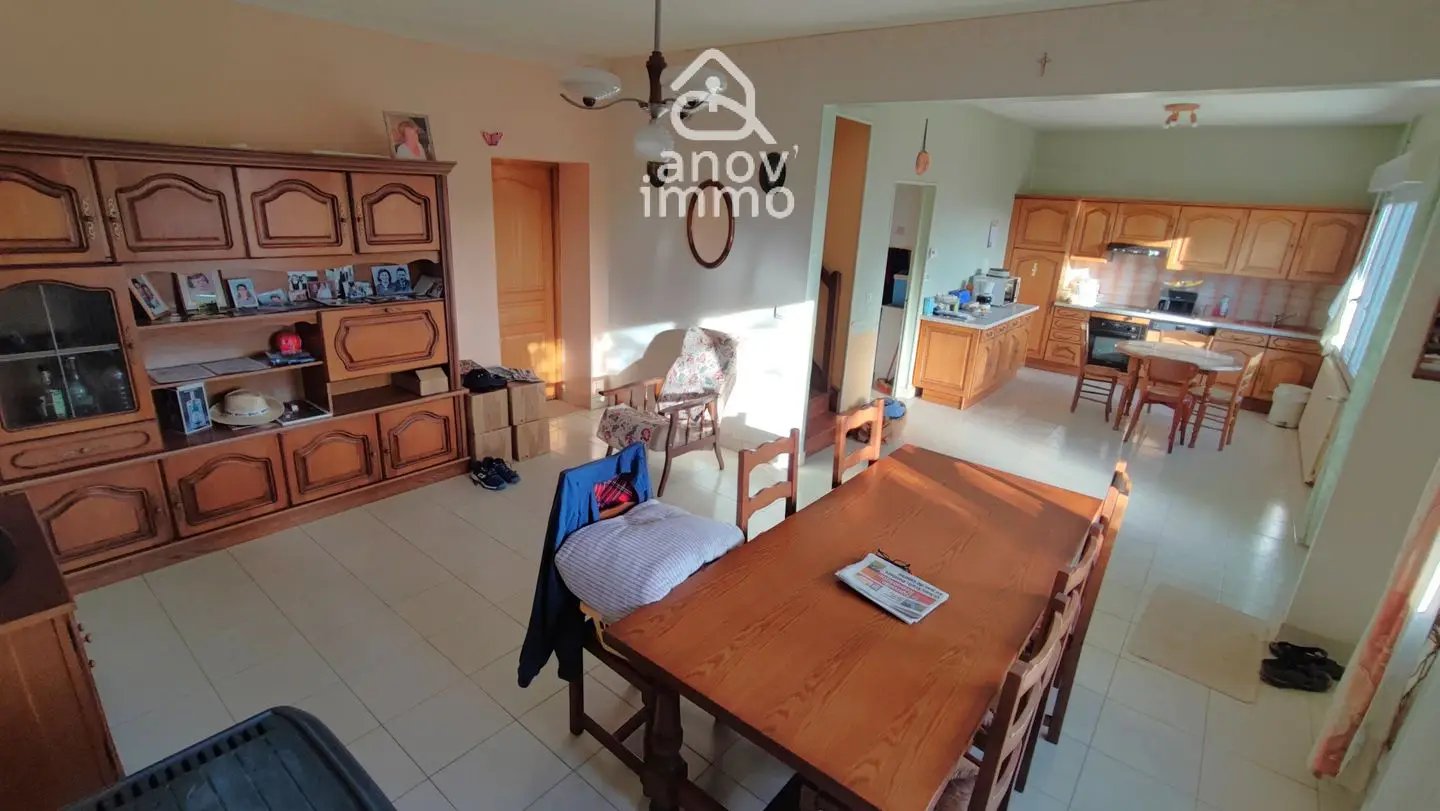Maison à vendre, 118m², Pleuville