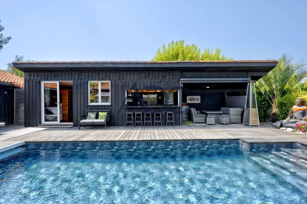 Maison à vendre, 210m², Martignas-sur-Jalle