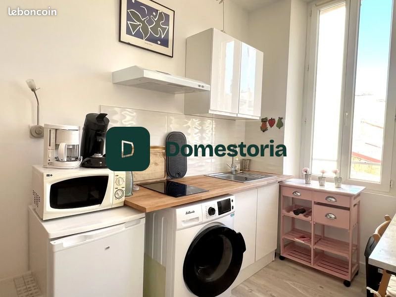 Appartement à louer, 26m², Marseille 8ème