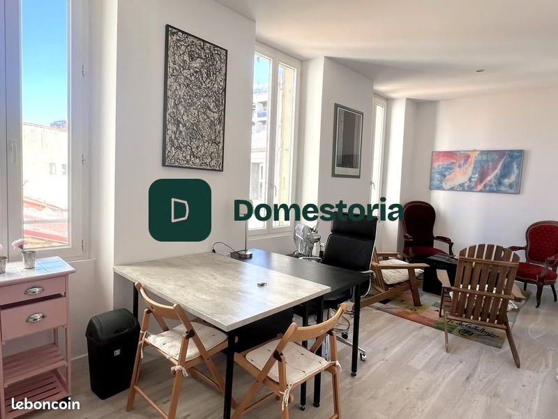 Appartement à louer, 26m², Marseille 8ème