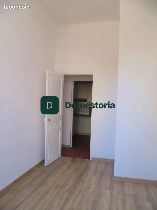 Appartement à louer, 38m², Marseille 8ème
