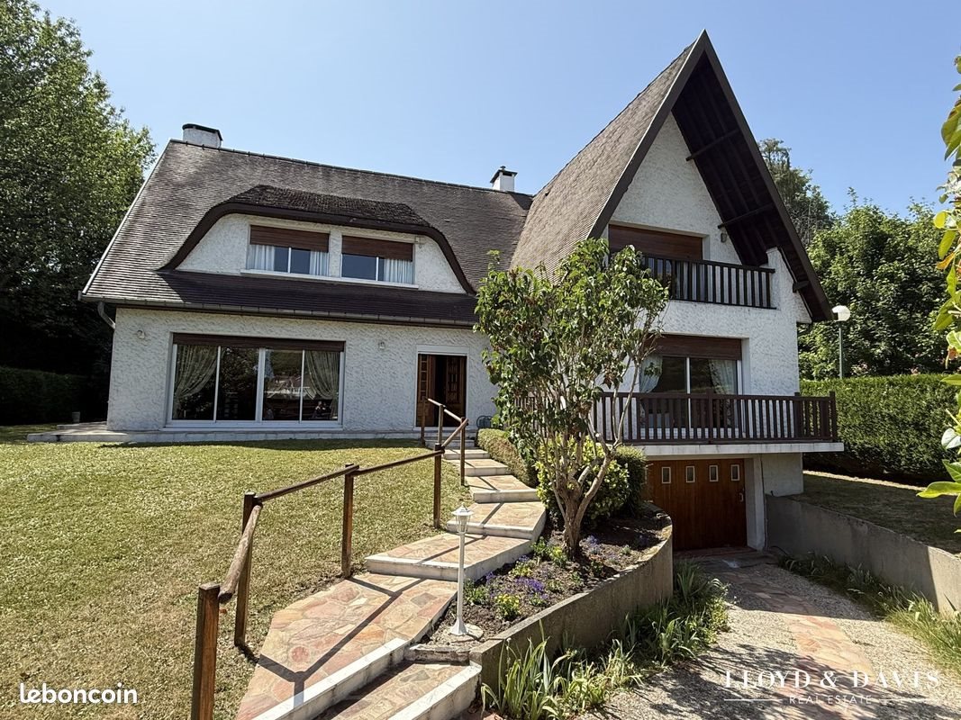 Maison à vendre, 235m², Vaucresson