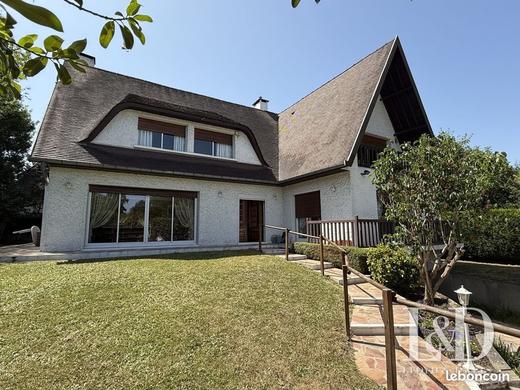 Maison à vendre, 235m², Vaucresson