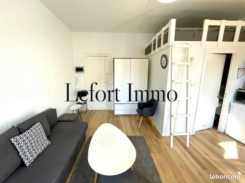Appartement à louer, 22m², Issy-les-Moulineaux