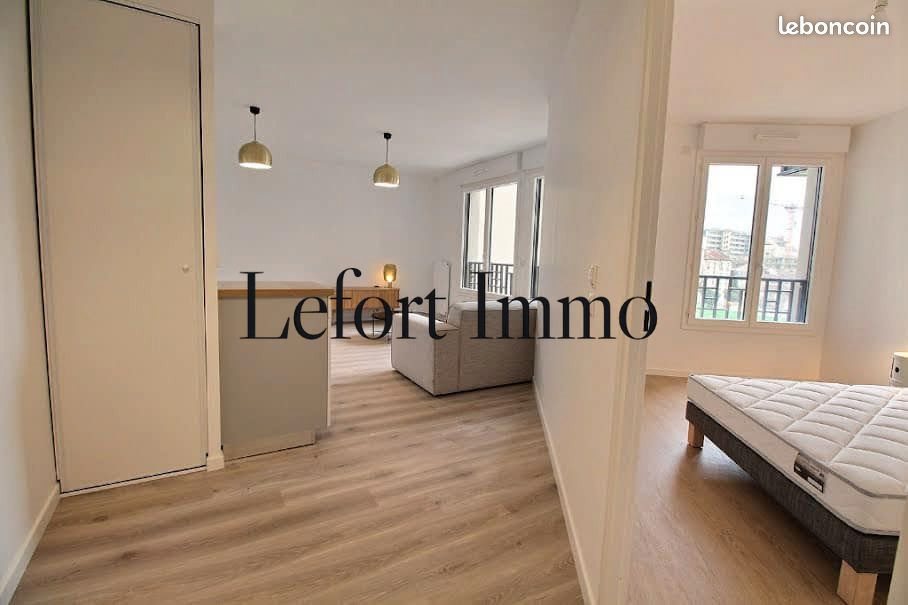 Appartement à louer, 41m², Issy-les-Moulineaux