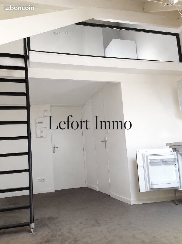 Appartement à louer, 21m², Puteaux