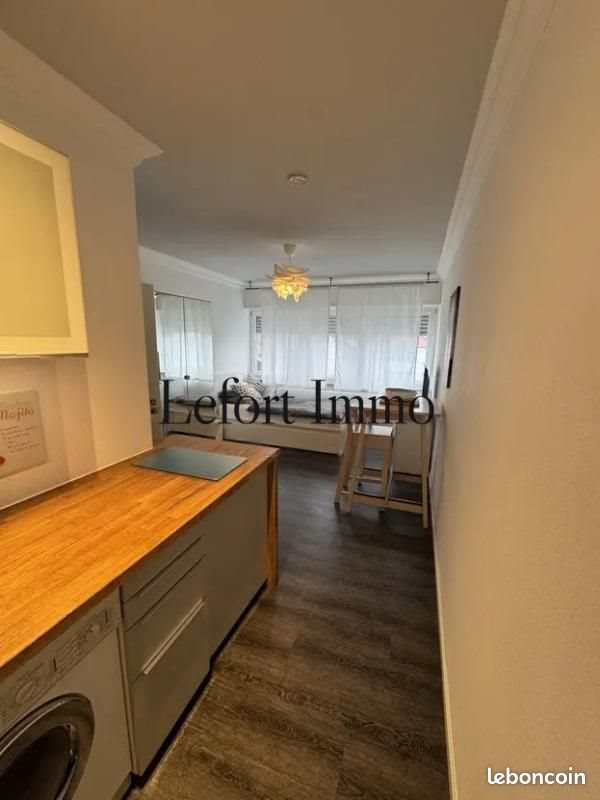 Appartement à louer, 19m², Issy-les-Moulineaux