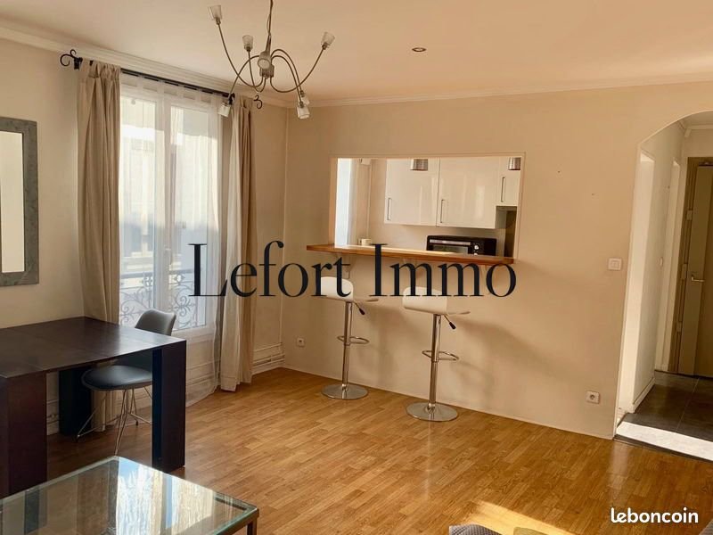 Appartement à louer, 45m², Puteaux