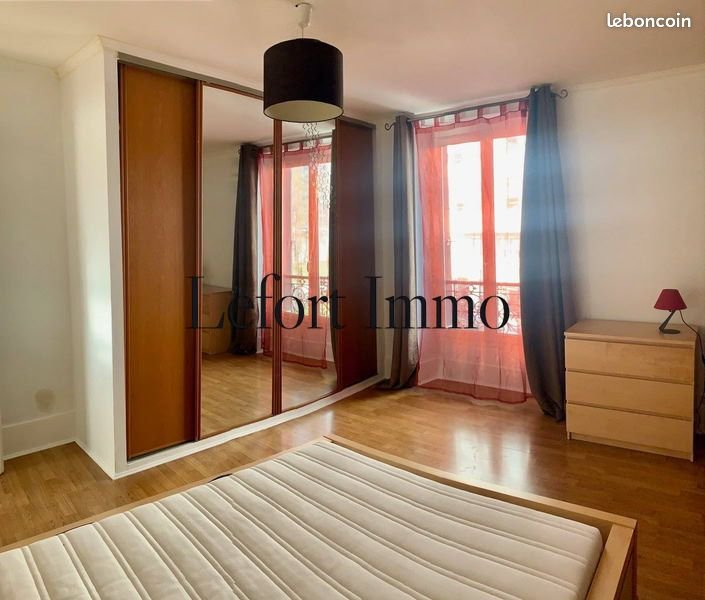 Appartement à louer, 45m², Puteaux