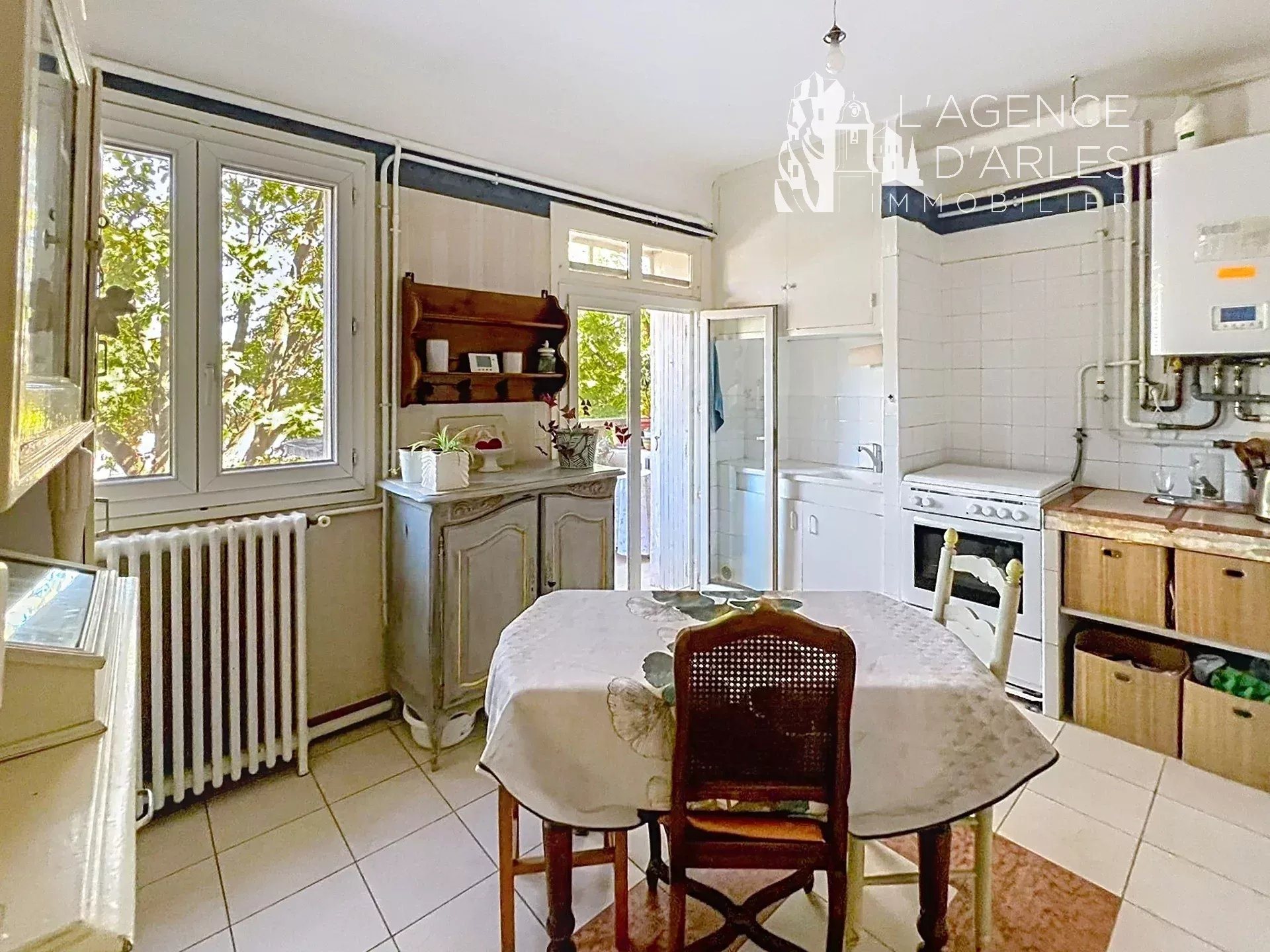 Appartement à vendre, 99m², Arles