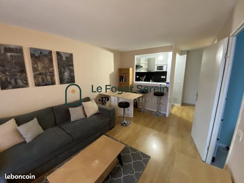 Appartement à louer, 37m², Massy