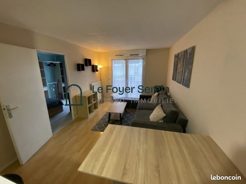 Appartement à louer, 37m², Massy