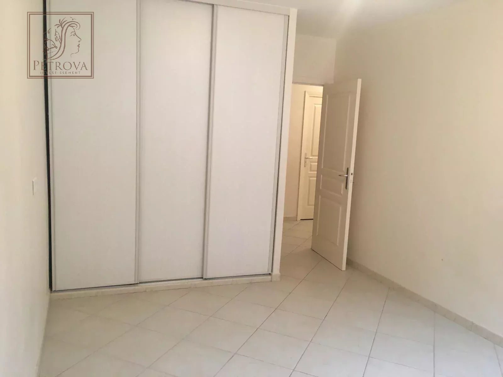 Appartement à louer, 94m², Saint-André-de-la-Roche