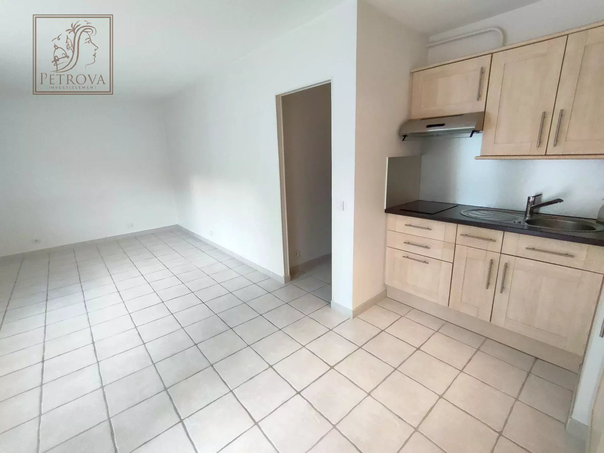 Appartement à louer, 28m², Nice