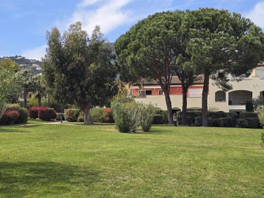 Appartement à vendre, 84m², Cavalaire-sur-Mer