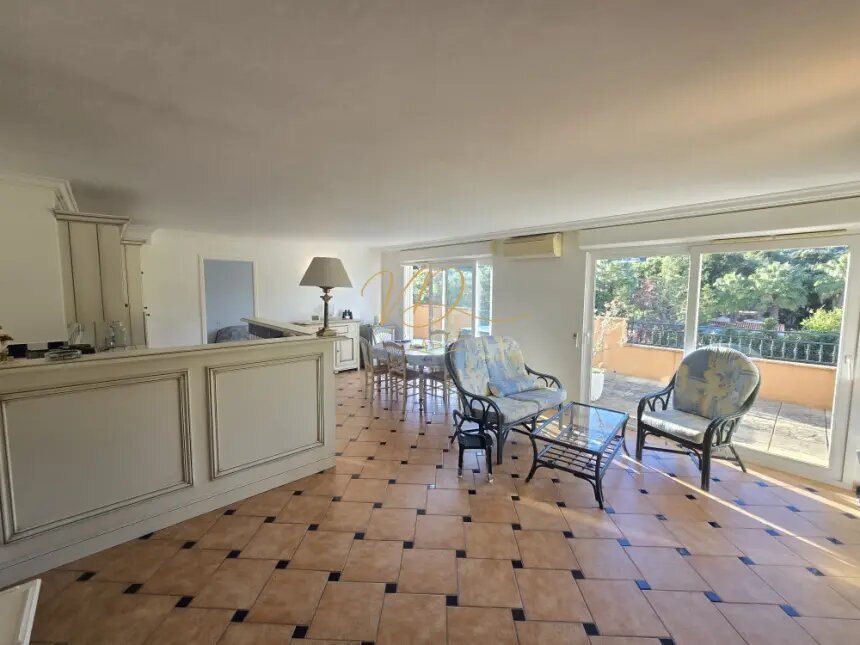 Appartement à vendre, 84m², Cavalaire-sur-Mer