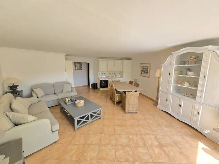 Appartement à vendre, 83m², Cavalaire-sur-Mer