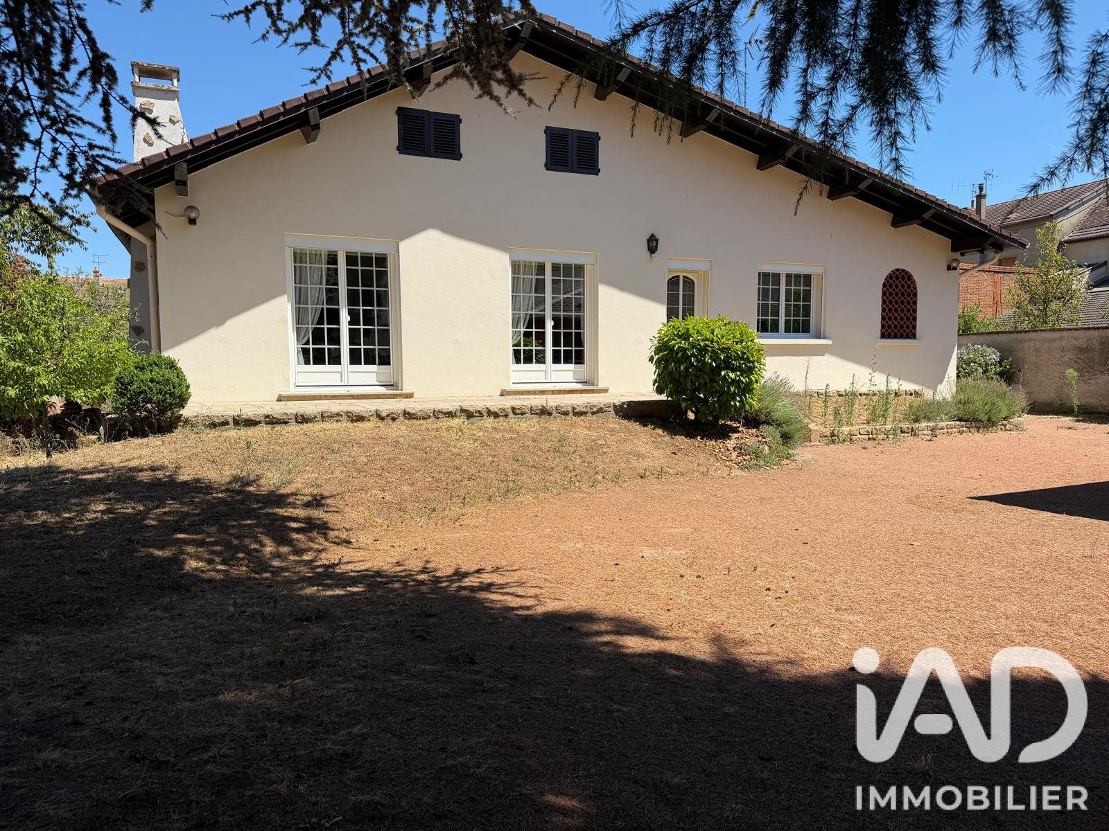 Maison à vendre, 154m², Pouilly-sous-Charlieu