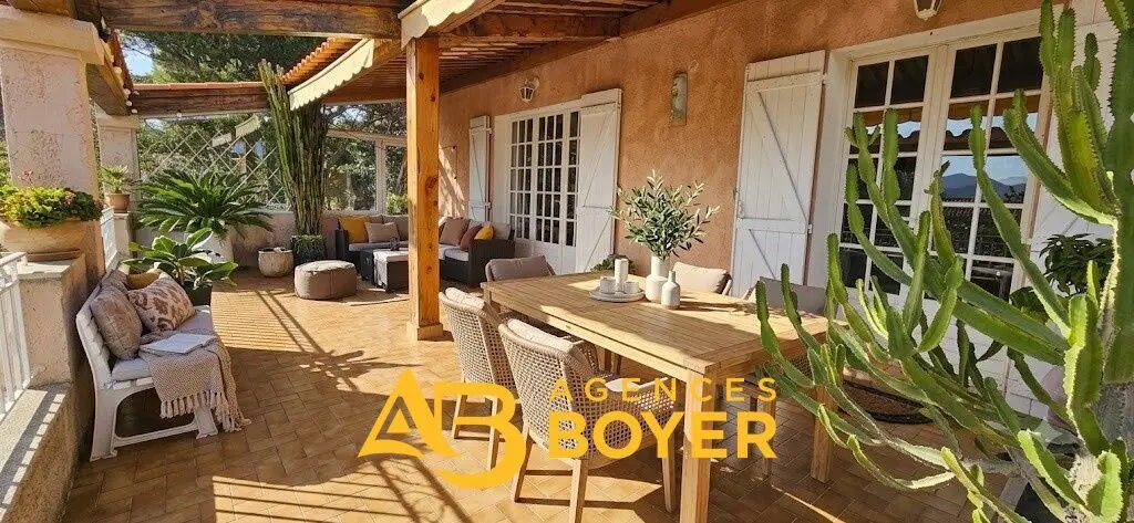 Maison à vendre, 101m², Bandol