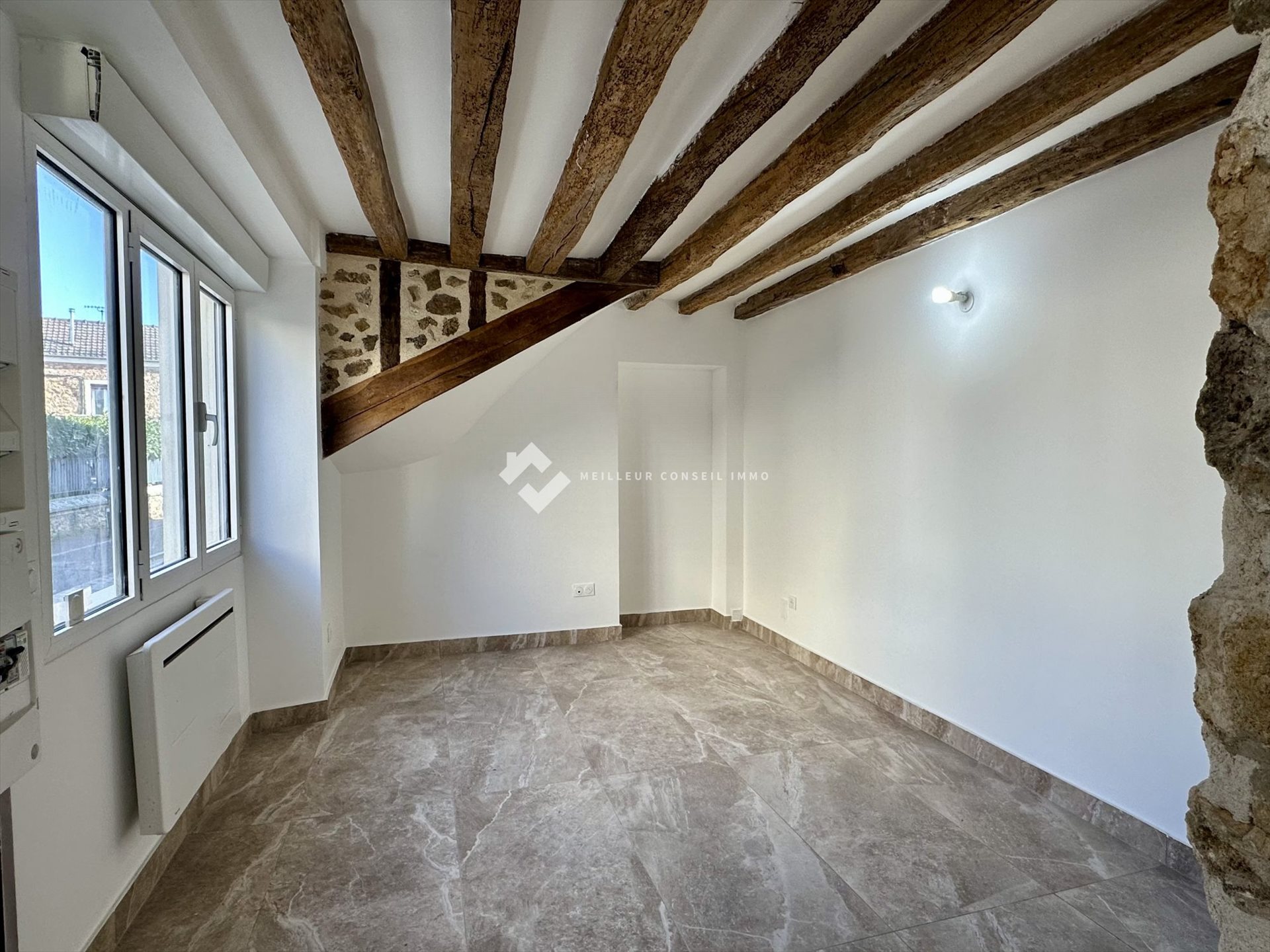 Appartement à louer, 23m², Nandy