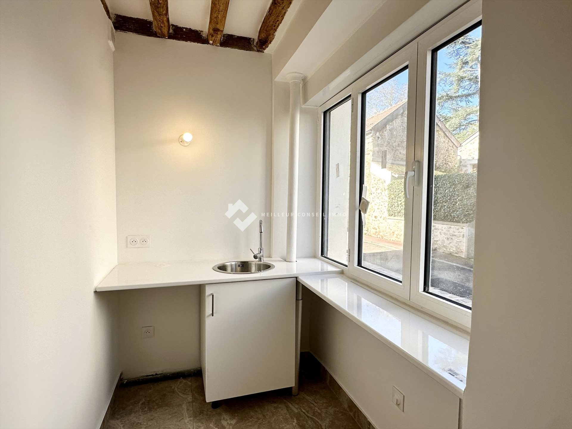 Appartement à louer, 23m², Nandy