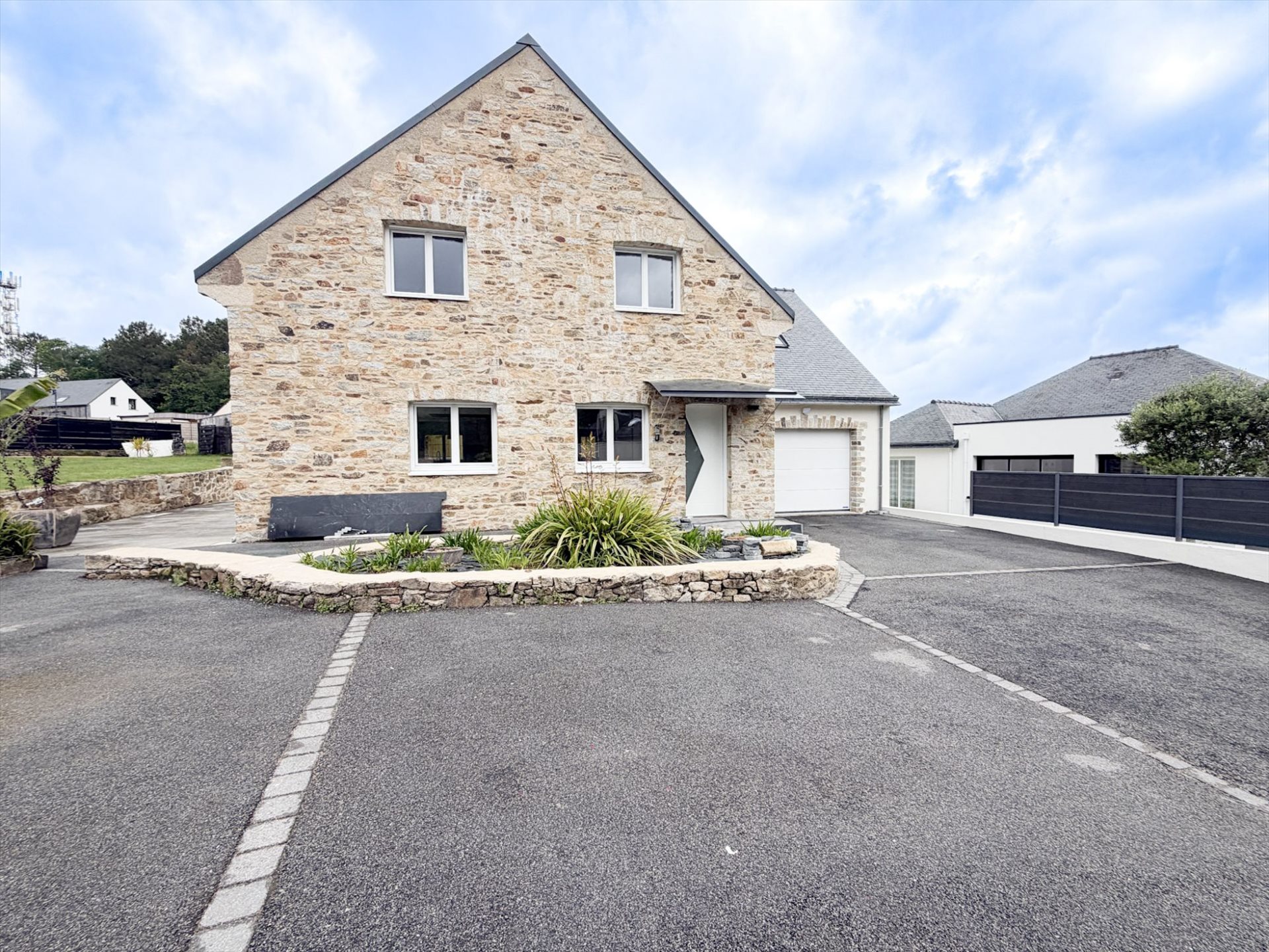 Maison à vendre, 158m², Monterblanc