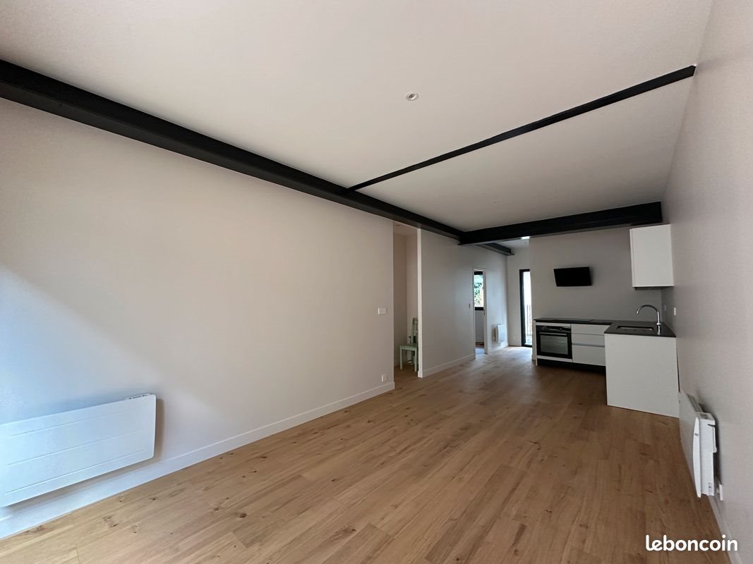 Appartement à louer, 56m², Bordeaux