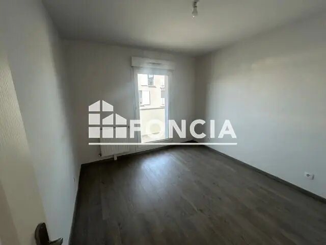 Appartement à louer, 65m², Loos