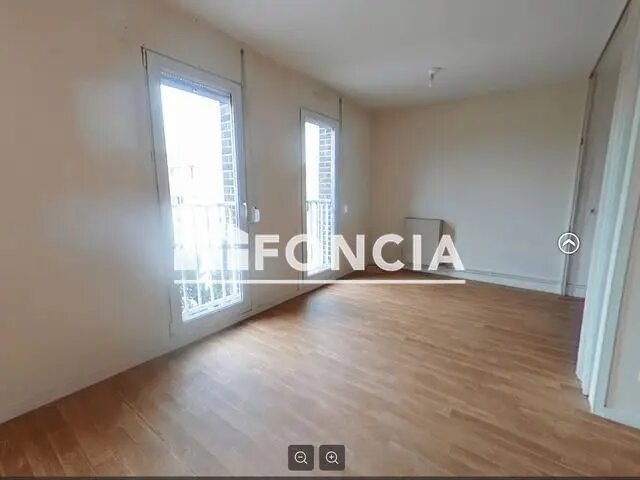 Appartement à louer, 47m², Loos