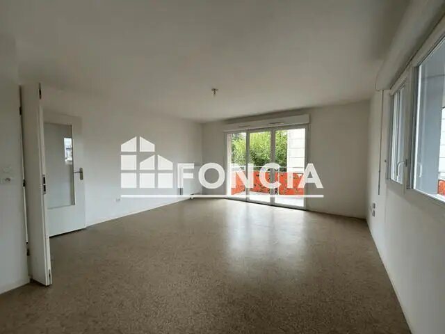 Appartement à louer, 64m², Pérenchies