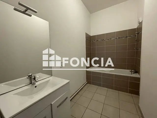 Appartement à louer, 47m², Lille