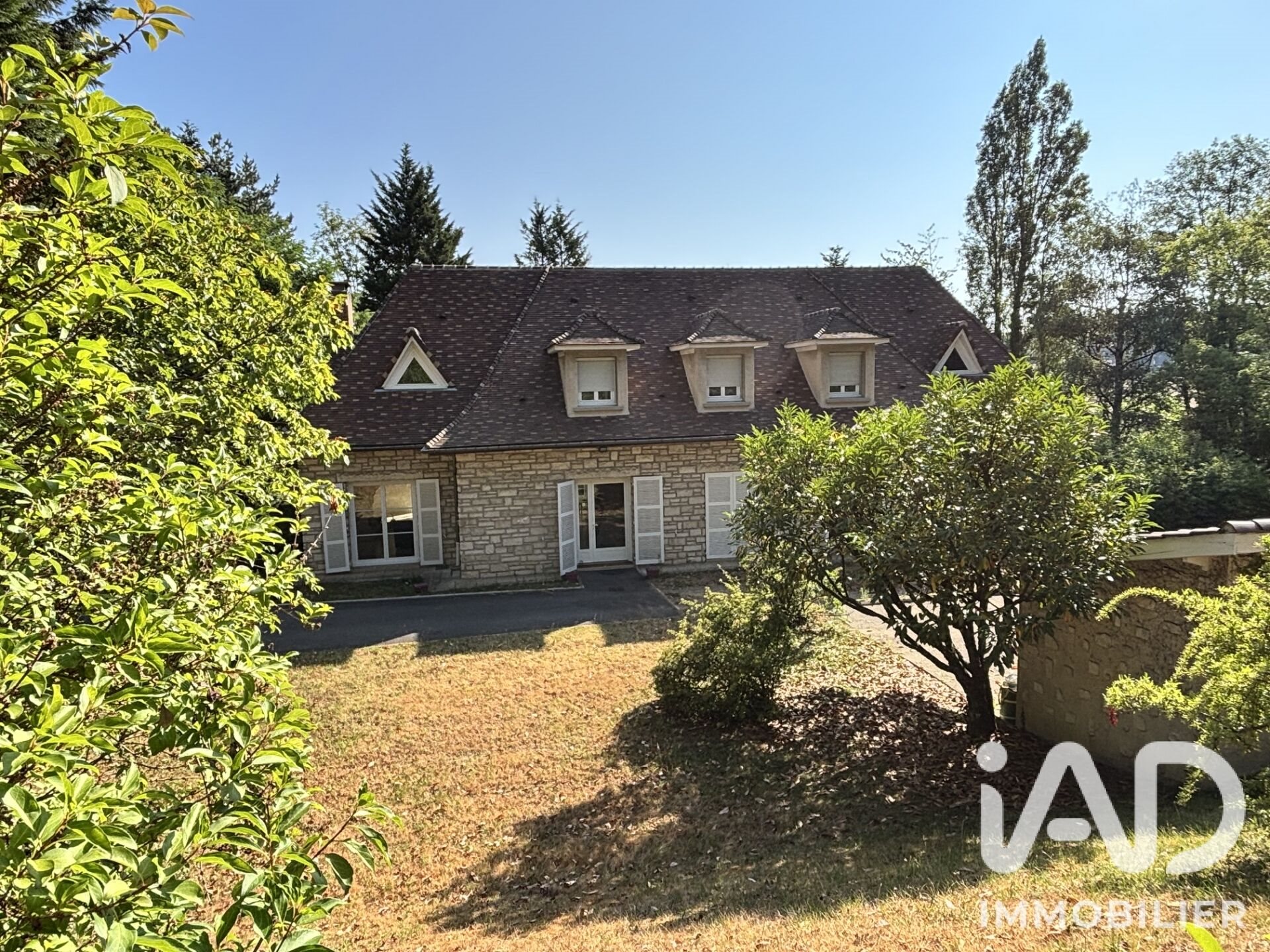 Maison à vendre, 360m², Saint-Genest-Lerpt