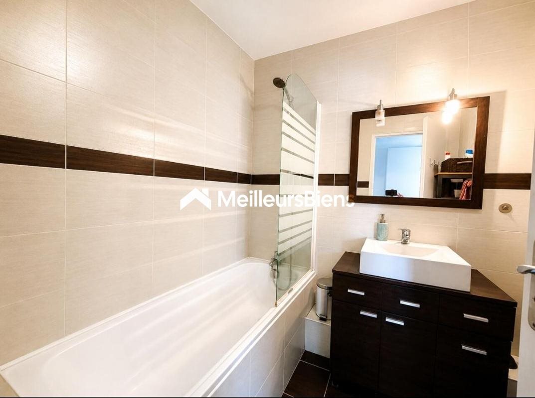 Appartement à vendre, 84m², Thoiry