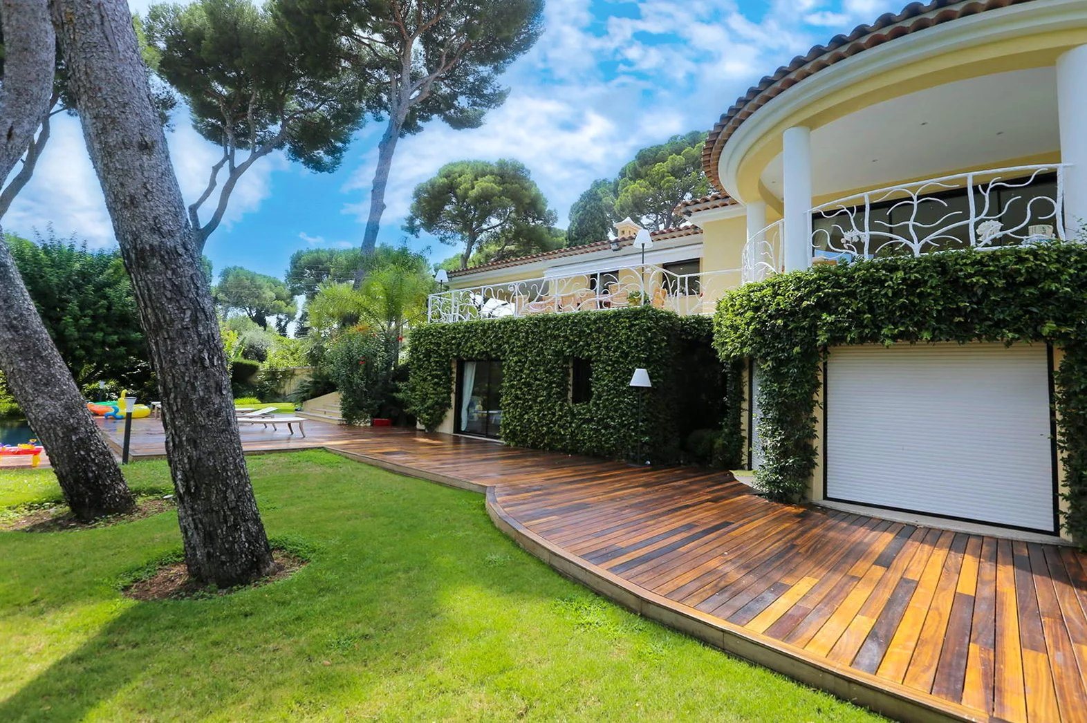 Maison à vendre, 400m², Roquebrune-Cap-Martin
