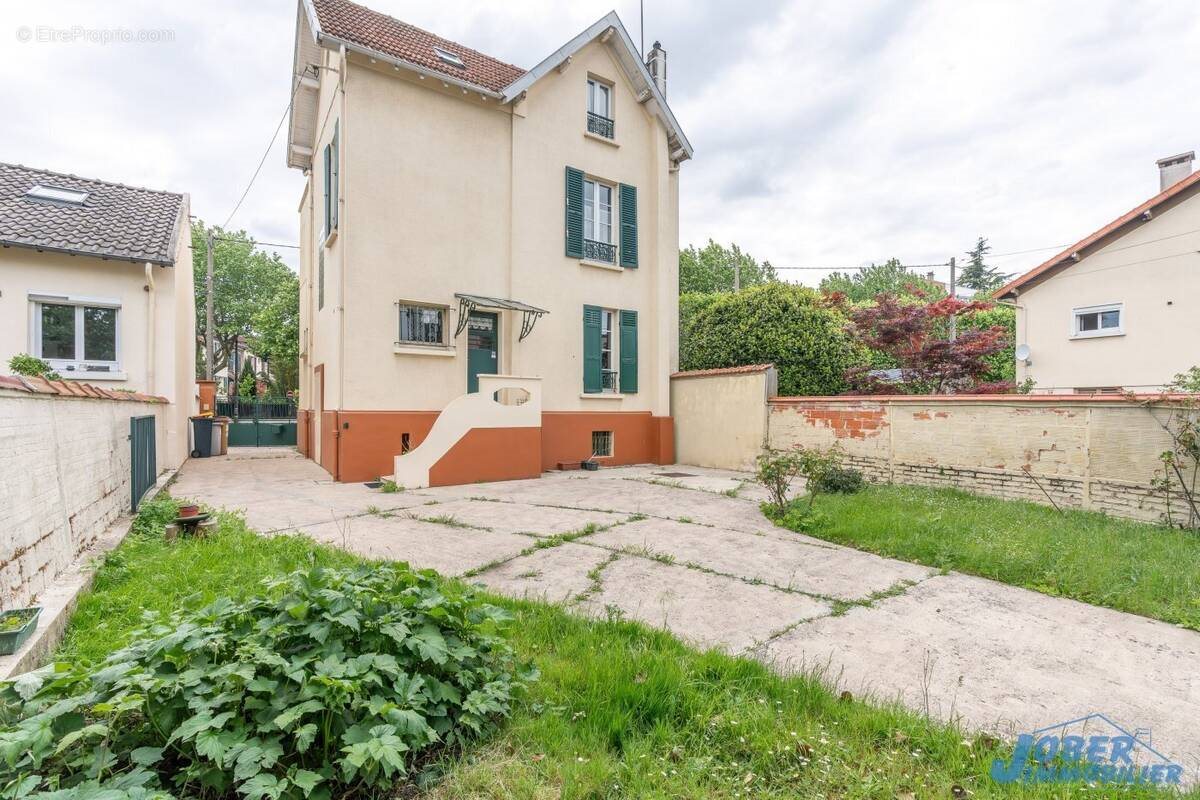 Maison à vendre, 126m², Neuilly-Plaisance