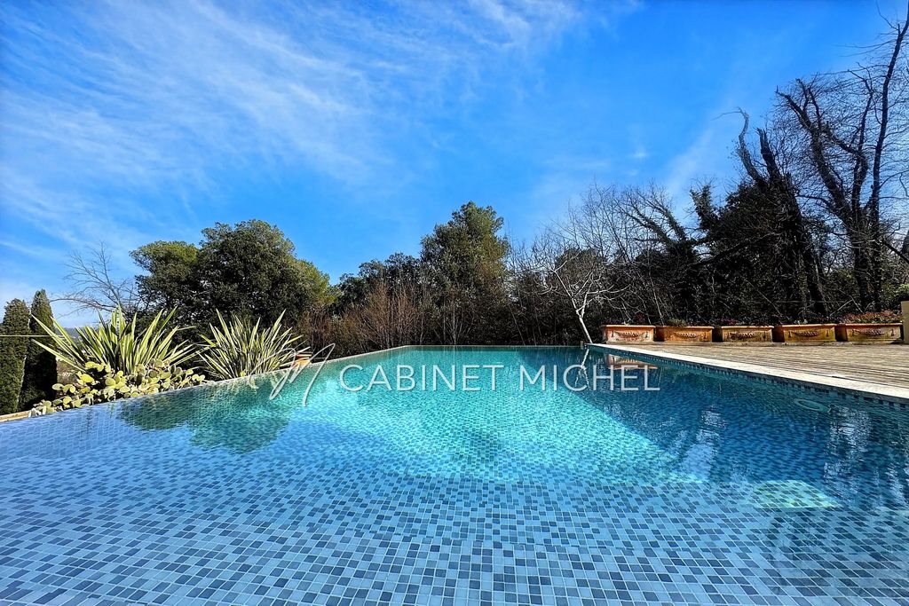 Maison à vendre, 217m², Le Rouret