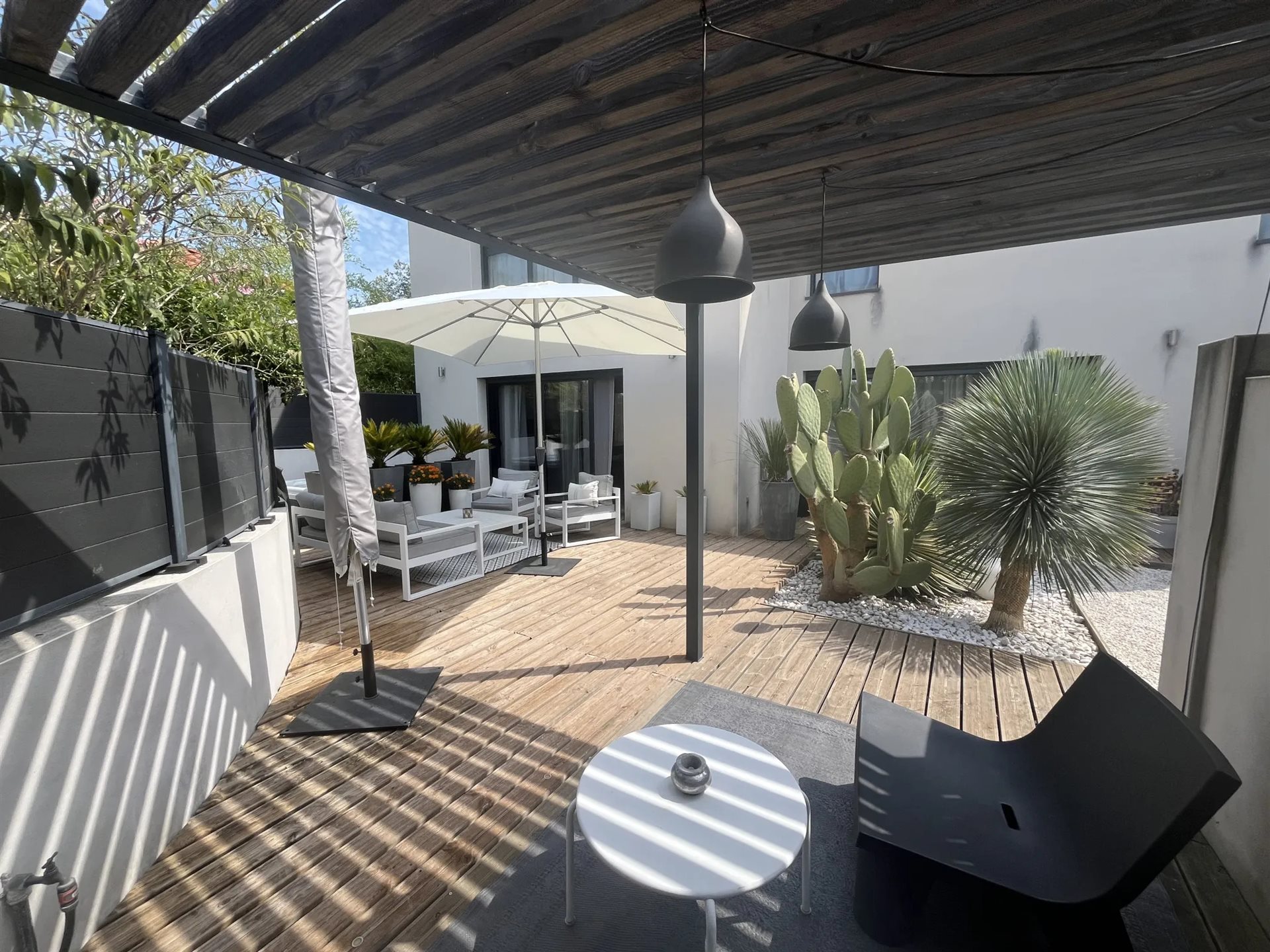 Maison à vendre, 107m², Nîmes