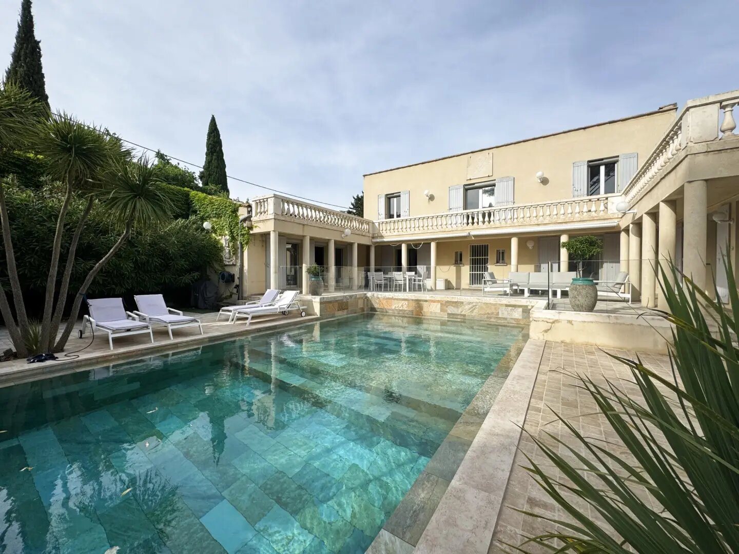 Maison à vendre, 404m², Nîmes