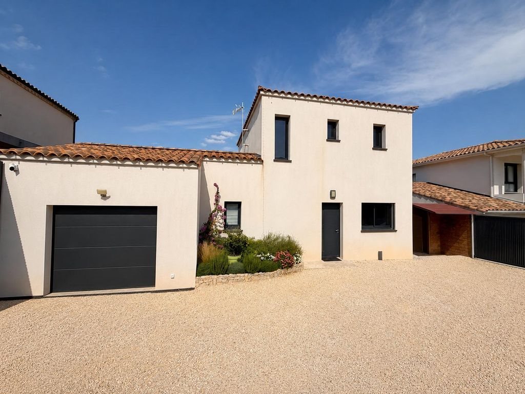 Maison à vendre, 127m², Montpezat