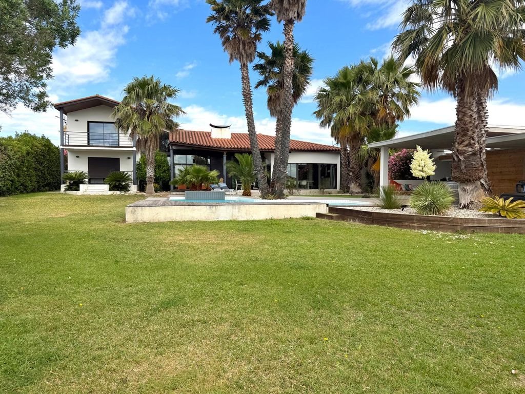Maison à vendre, 206m², Pollestres