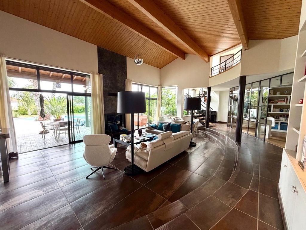 Maison à vendre, 206m², Pollestres
