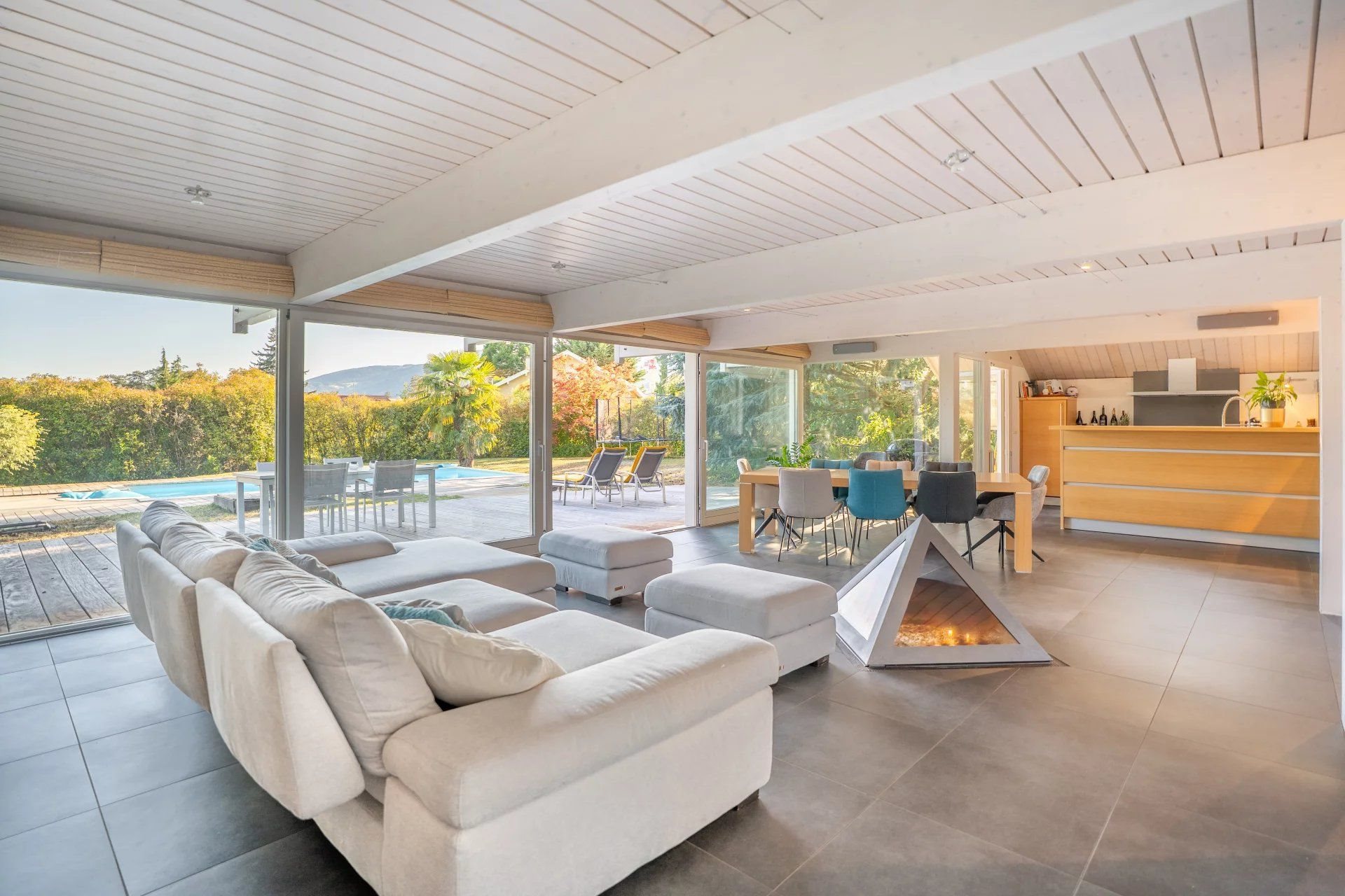 Maison à vendre, 199m², Vétraz-Monthoux