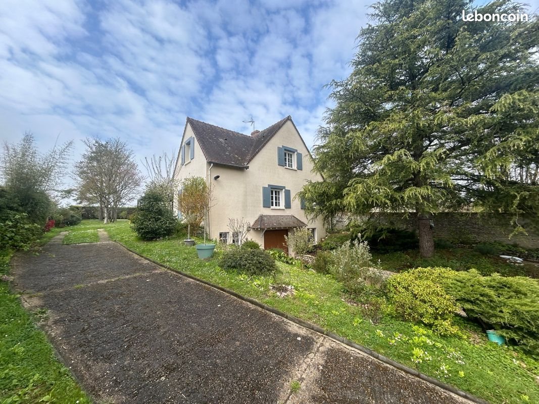 Maison à vendre, 175m², Yèvre-la-Ville