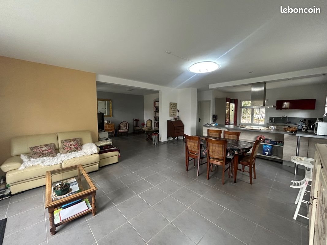 Maison à vendre, 175m², Yèvre-la-Ville