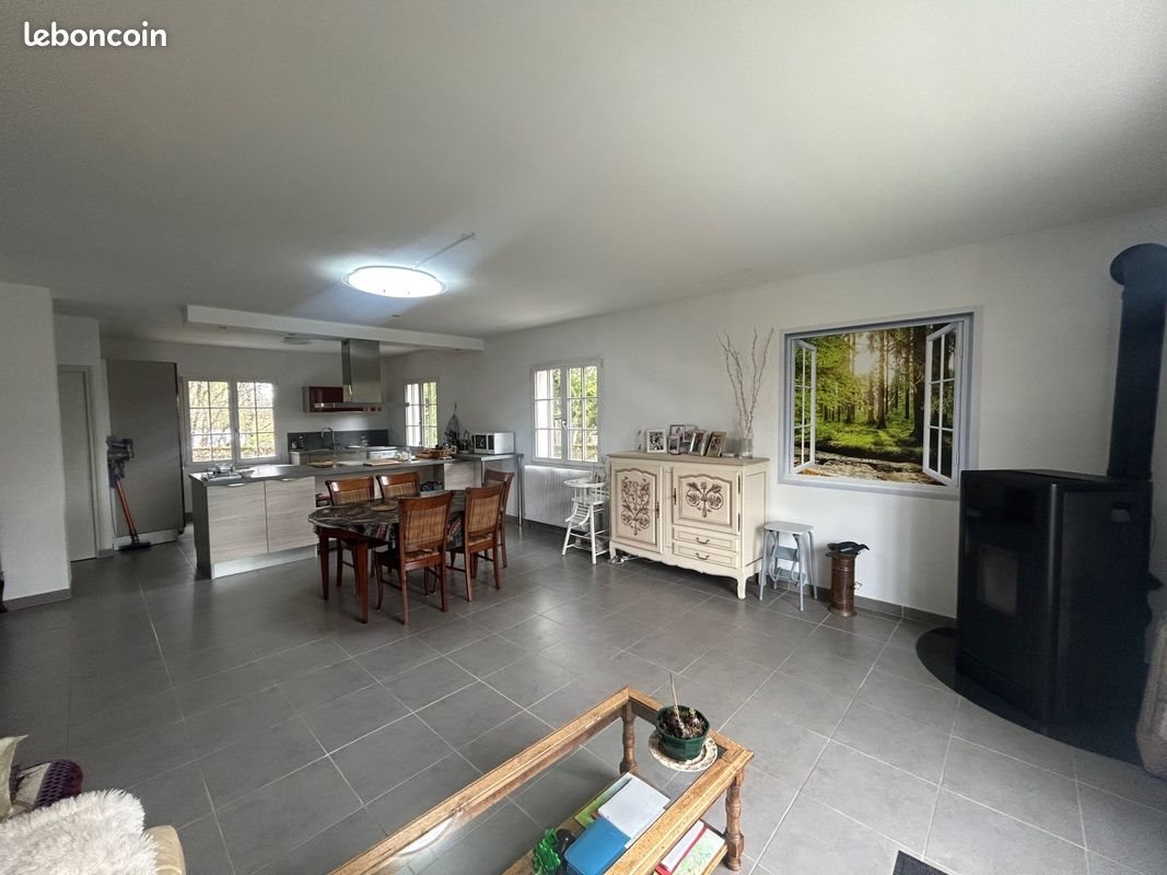 Maison à vendre, 175m², Yèvre-la-Ville