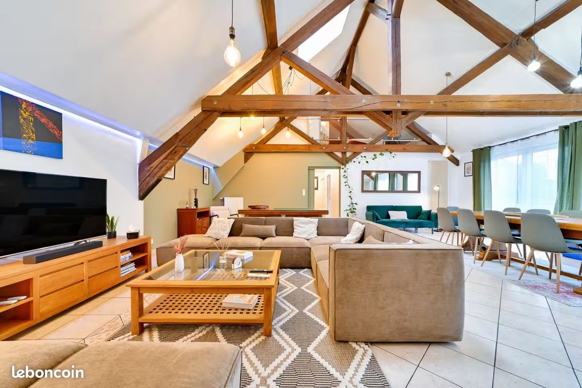 Maison à louer, 211m², Valenciennes